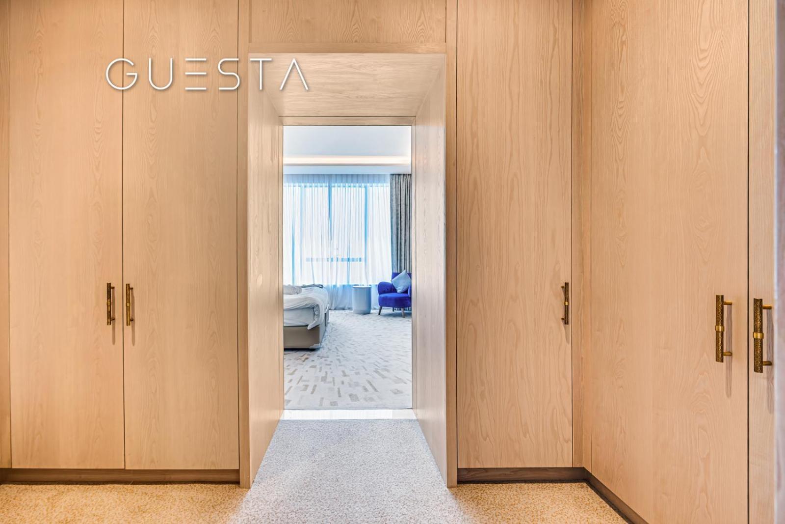 The Palm Tower, Nakheel Mall, Palm Jumeirah Dubai Room photo
